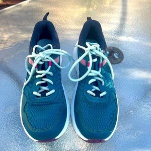 Columbia Women's Size 10 Hiking Shoes